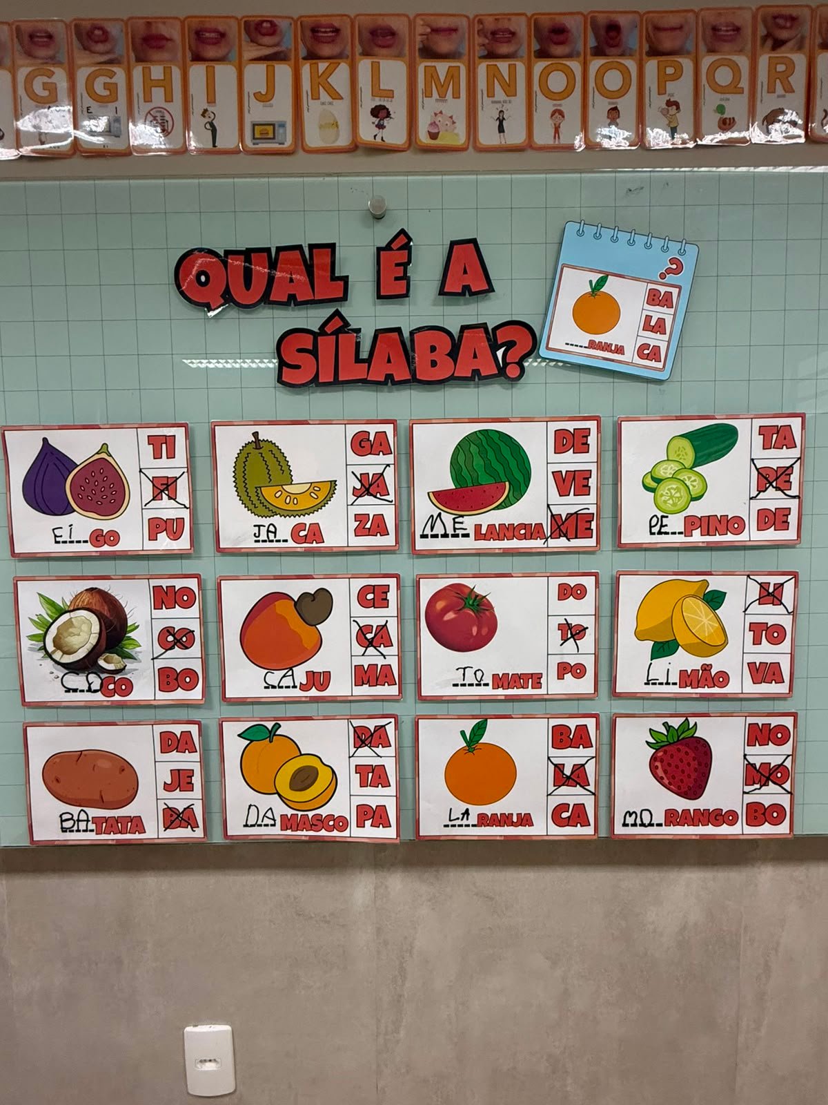 Prévia do material QUAL É A SÍLABA?